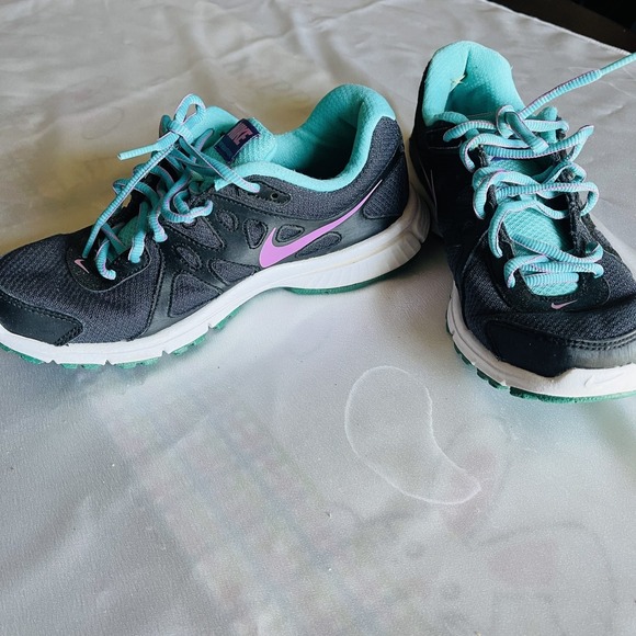 Nike Revolution 2 Women's US 6 - Picture 8 of 10